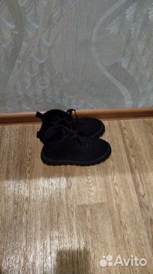 Ботинки женские осенние 39 размера