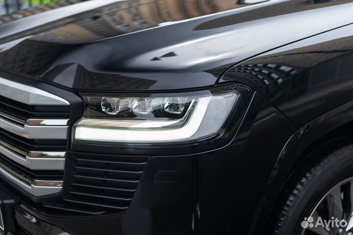 Toyota Land Cruiser 3.5 AT, 2023, 30 км