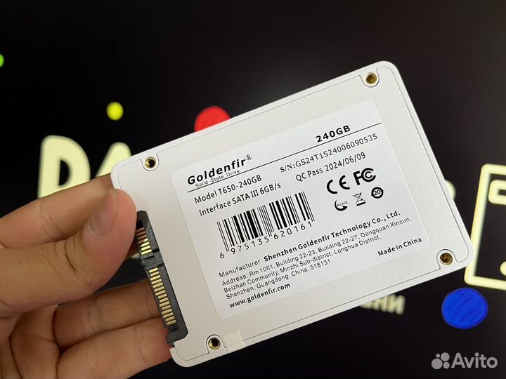 Жесткий диск SSD 250GB новый