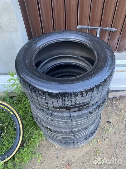 Viatti Strada Asimmetrico 215/60 R16