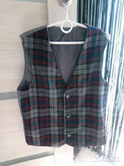 Жилет школьный для мальчика от 7 до 9 лет