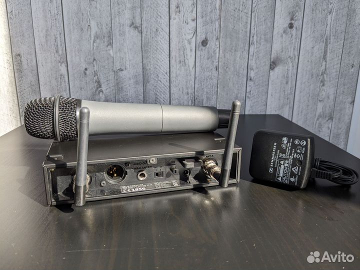 Радиомикрофон Sennheiser WS Wireless. Оригинал