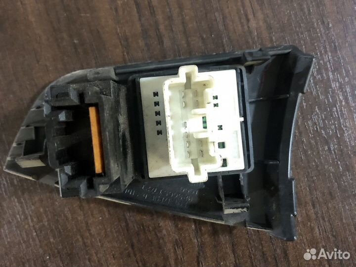 Блок управления зеркалами Мицубиси lancer 9