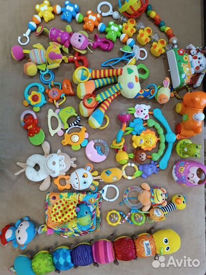 Детские игрушки пакетом до 1 года