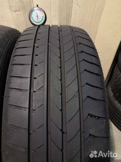 Goodyear EfficientGrip 215/55 R17