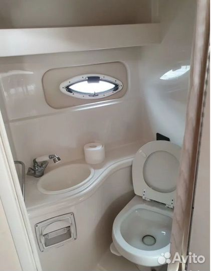 Monterey 270 CRC 2008 Года с 2 каютами