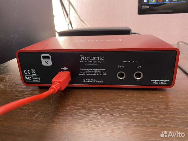 Звуковая карта Focusrite Scarlett 2i2 2nd Gen