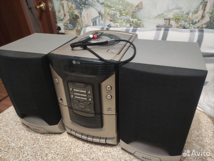 Музыкальный центр Lg
