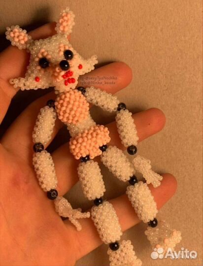 Игрушка из бисера