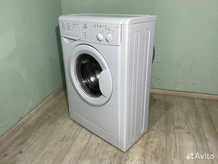 Стиральная машина Indesit