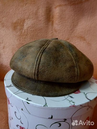 Шапка, беретка