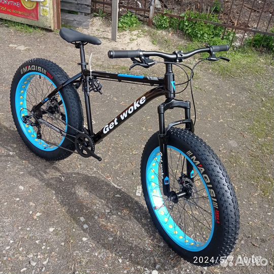 Велосипед на широких колесах