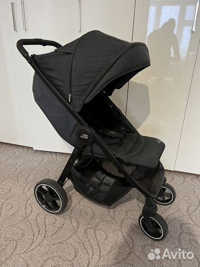 Прогулочная коляска britax romer