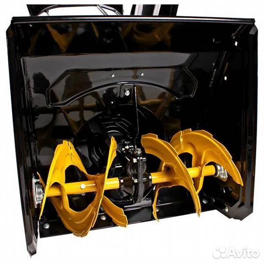 Снегоуборщик бензиновый Champion ST553