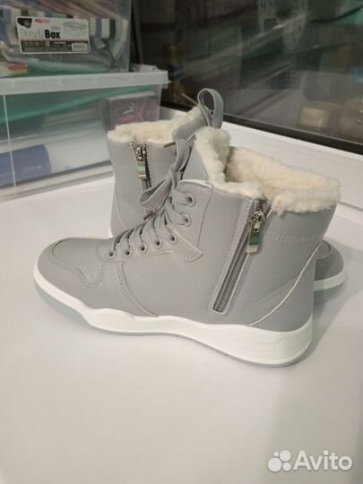 Ботинки женские