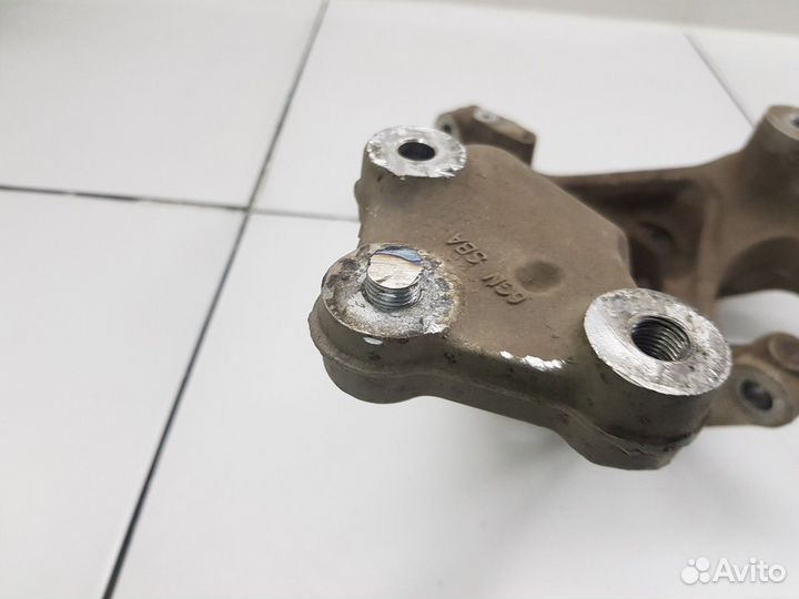 Кулак поворотный задний (правый)