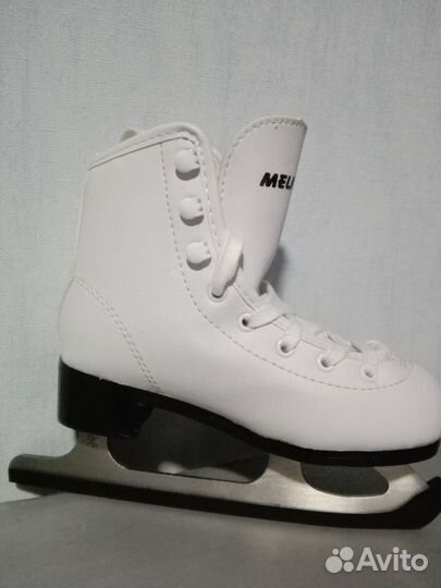 Фигурные коньки для девочки