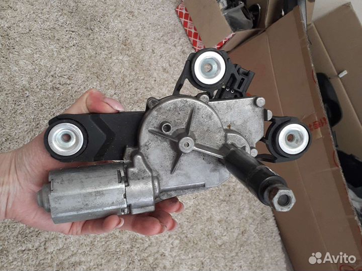 Мотор дворников задний Ford Focus 2