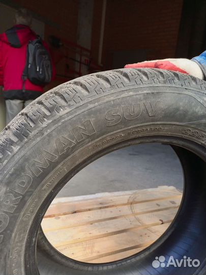 Nordman SUV 225/65 R17 106T