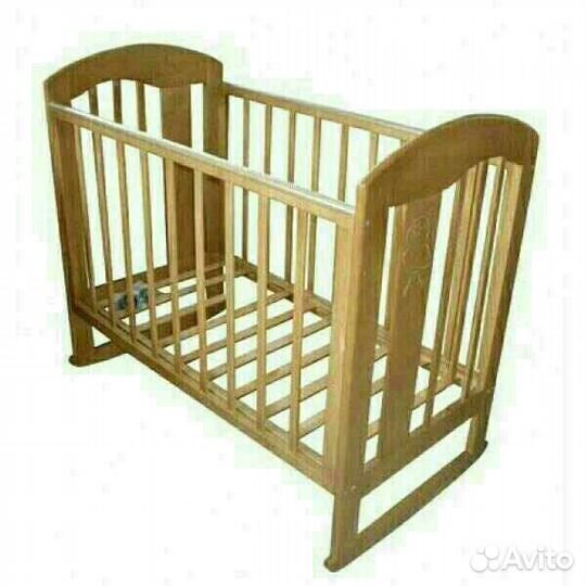 Продам кроватку детскую в подарок матрасик