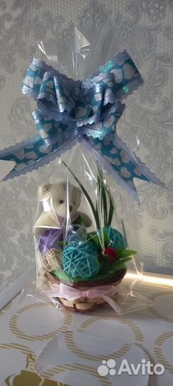 Корзинка с мягкой игрушкой