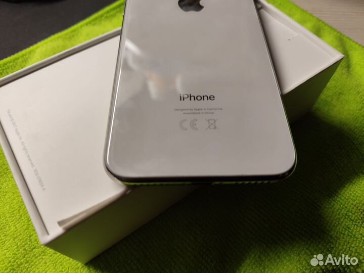 iPhone X, 64 ГБ