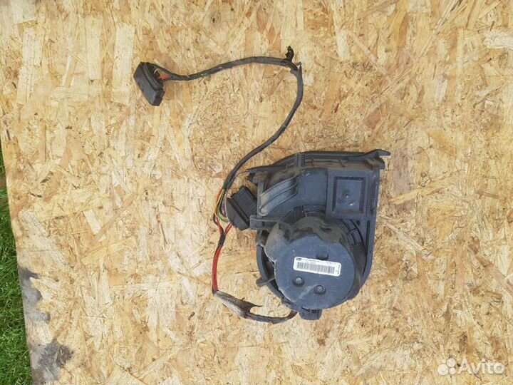 Вентилятор мотор печки отопителя Renault Clio 2