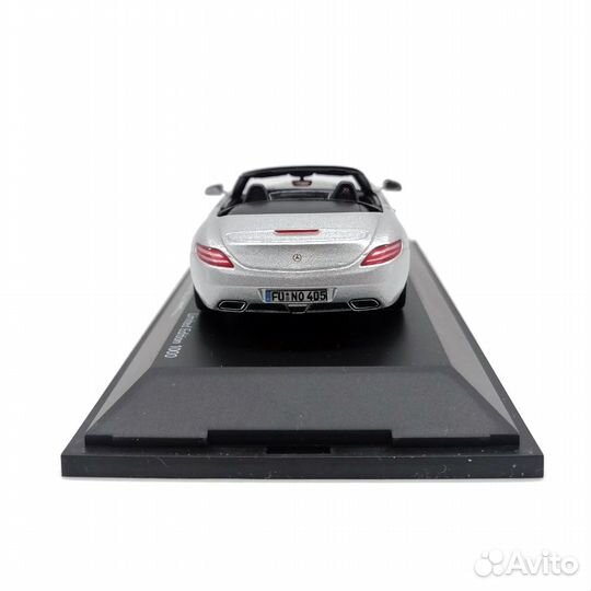 Модель Schuco 450745700 Mercedes-Benz SLS AMG 1:43