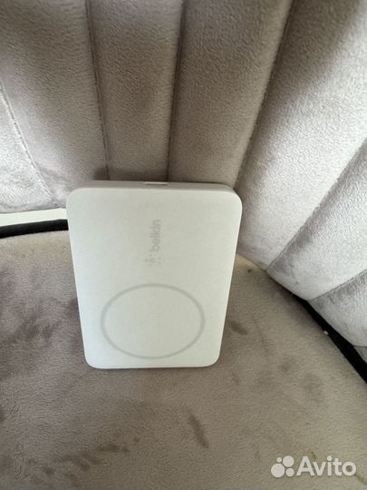 Внешний аккумулятор Belkin Magnetic Wireless 2500