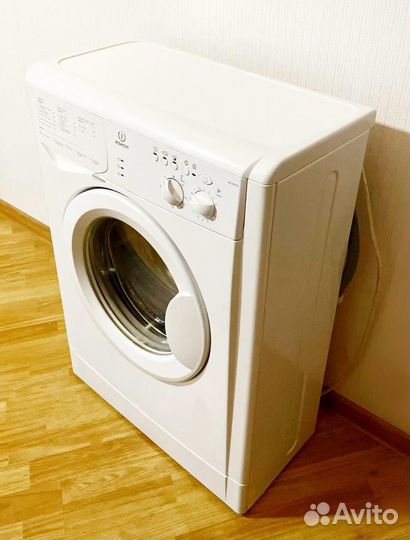 Узкая стиральная машинка indesit