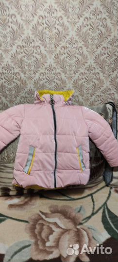Куртка демисезонная для девочки 104