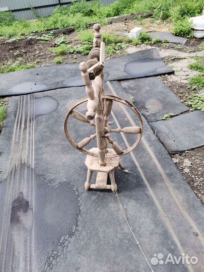 Прялка деревянная старинная