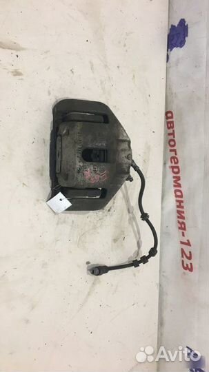 Суппорт тормозной передний правый Bmw 645 E63