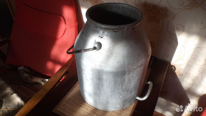 Молочный бидон от доильного аппарата