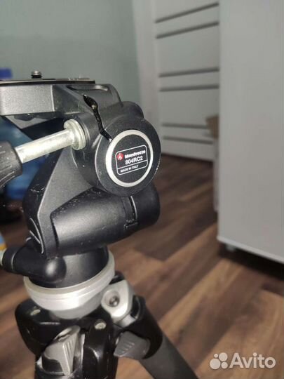 Штатив Manfrotto с 3D головкой