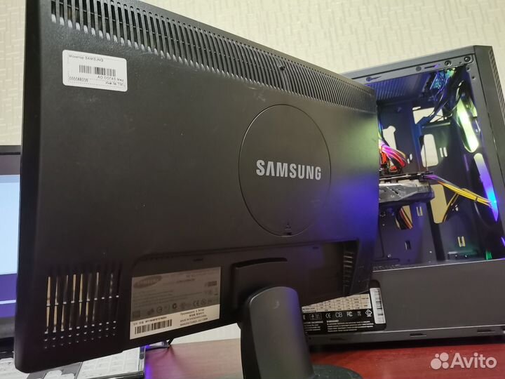 Монитор 19” Samsung 943NW, 1440x900, 75 Гц, TN