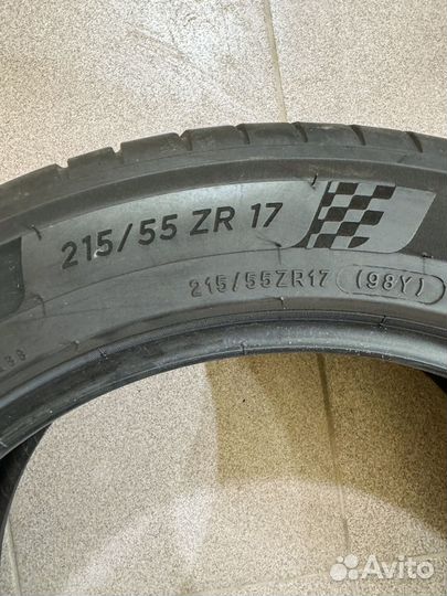 Michelin Pilot Sport 4 215/55 R17 98Y