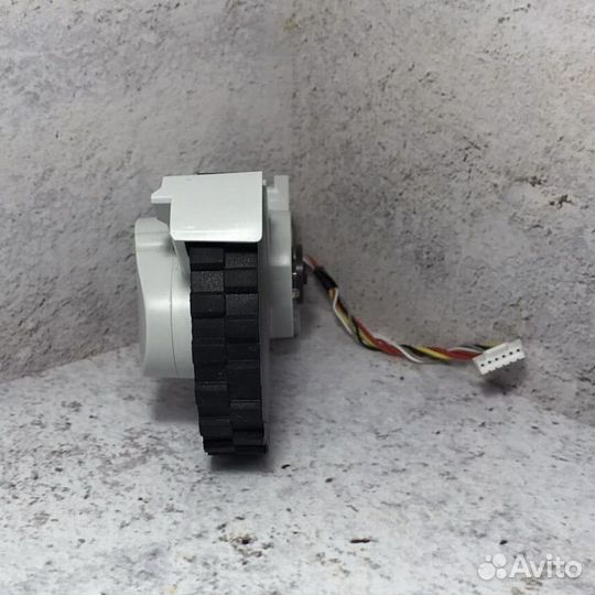 Колесо левое xiaomi mop 2 lite