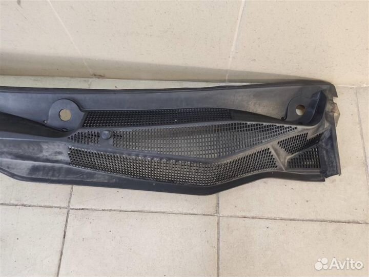 Решетка стеклоочистителей Opel astra H 2010