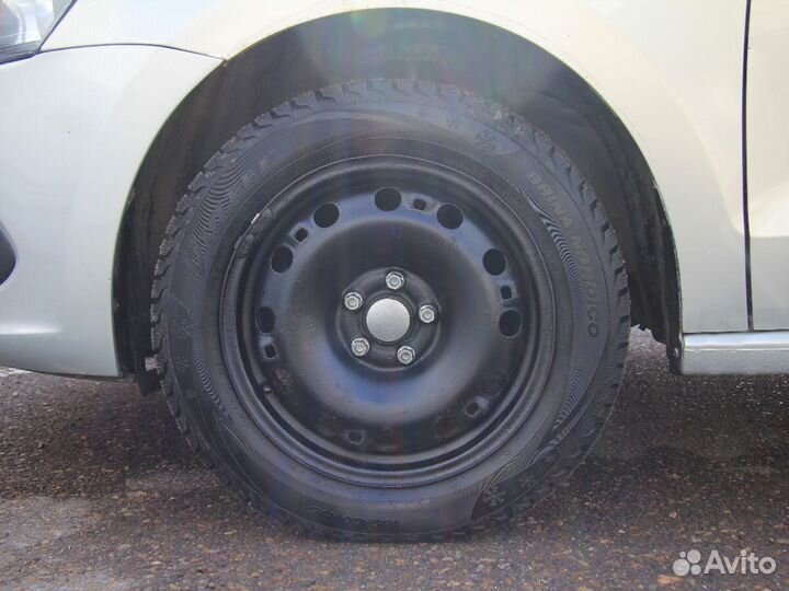 Volkswagen Polo 1.6 AT, 2012, 200 186 км