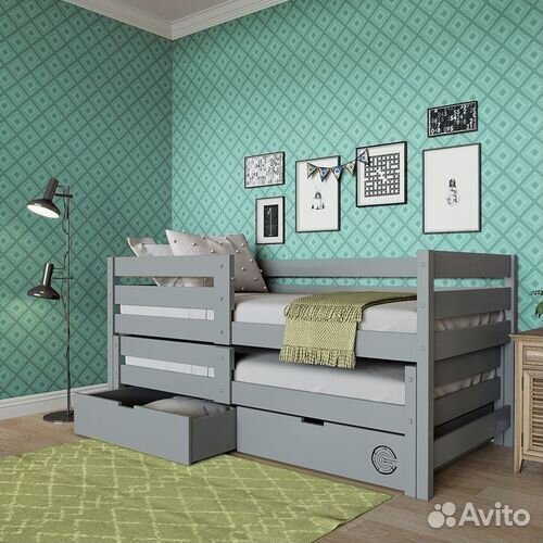 Кроватка из натурального дерева выдвижная от 2х ле