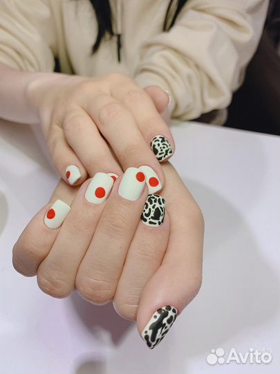 Мастер маникюра и педикюра