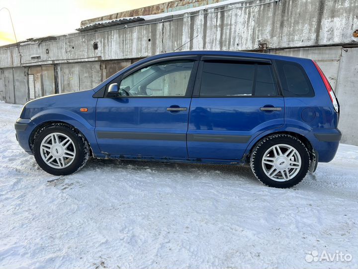 Ford Fusion 1.6 МТ, 2007, 196 365 км