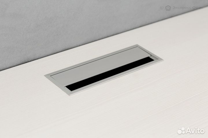 Стол-бенч на 2 рабочих места для крепления на тумбу Gloss СПБ-О.989