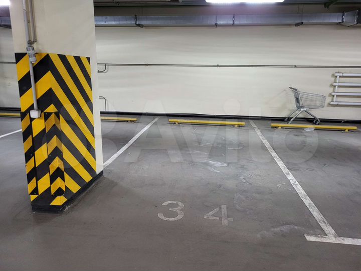 Машиноместо, 15 м²