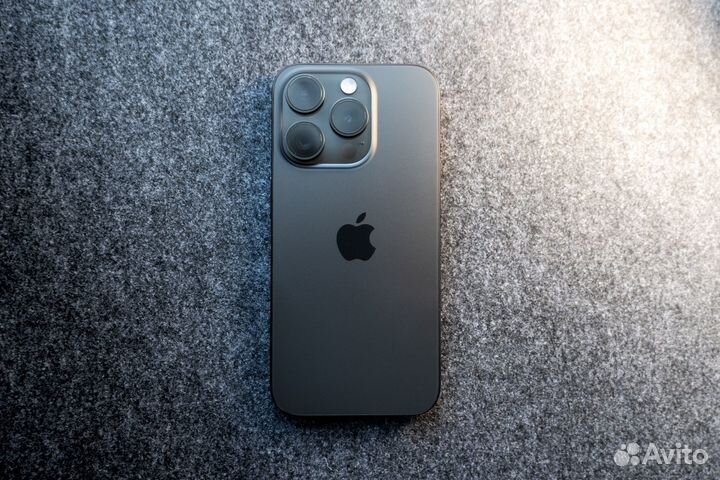 iPhone 15 Pro, 256 ГБ