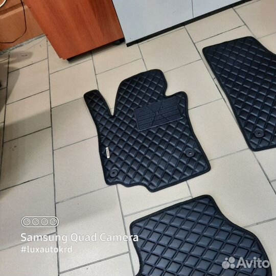 Коврики из экокожи для Mercedes ML