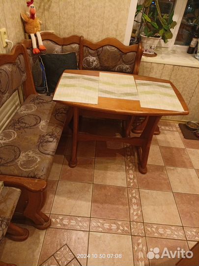 Кухонный уголок бу