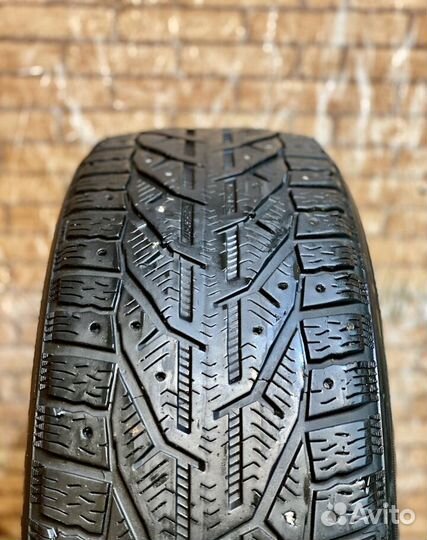 Tigar SUV Ice 215/60 R17