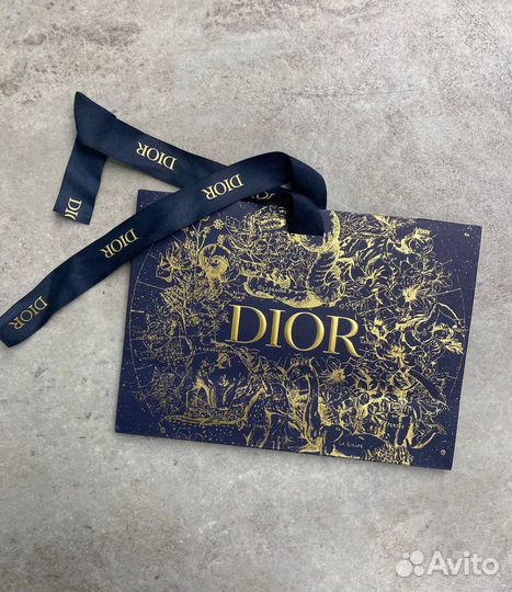 В наличии фирменные пакеты